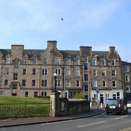 Beautiful Holyrood Park Apartment 에든버러 외부 사진