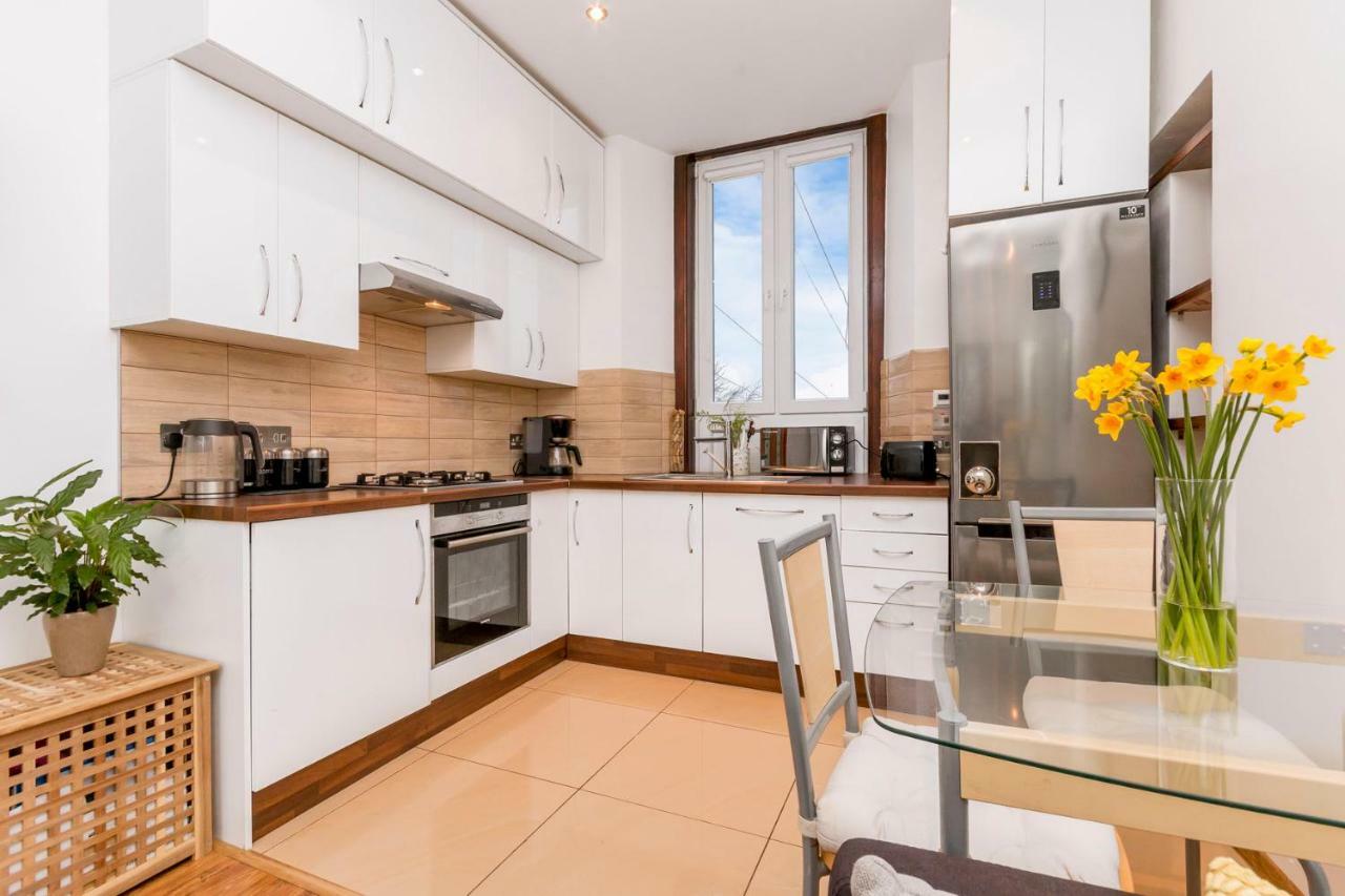 Beautiful Holyrood Park Apartment 에든버러 외부 사진