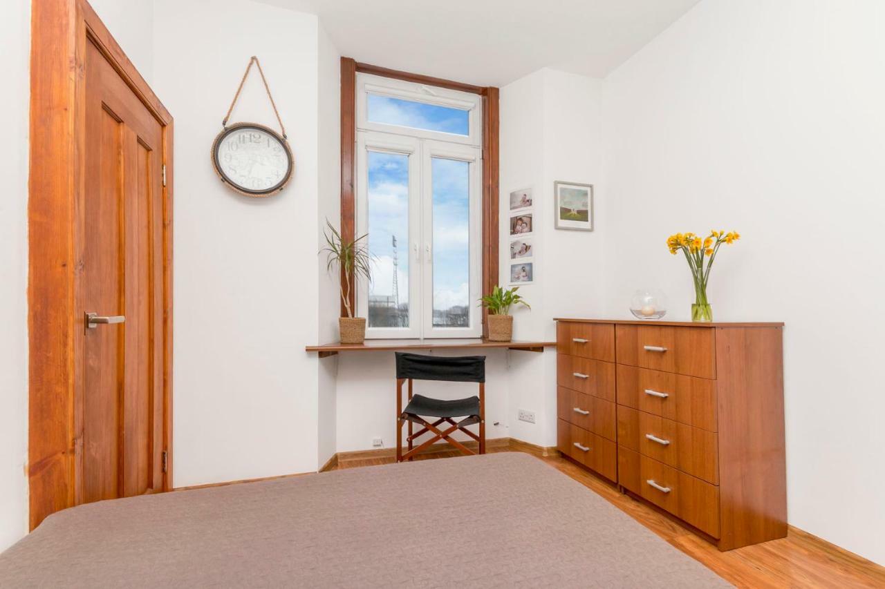 Beautiful Holyrood Park Apartment 에든버러 외부 사진