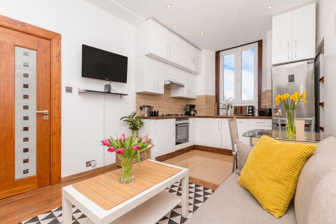 Beautiful Holyrood Park Apartment 에든버러 외부 사진